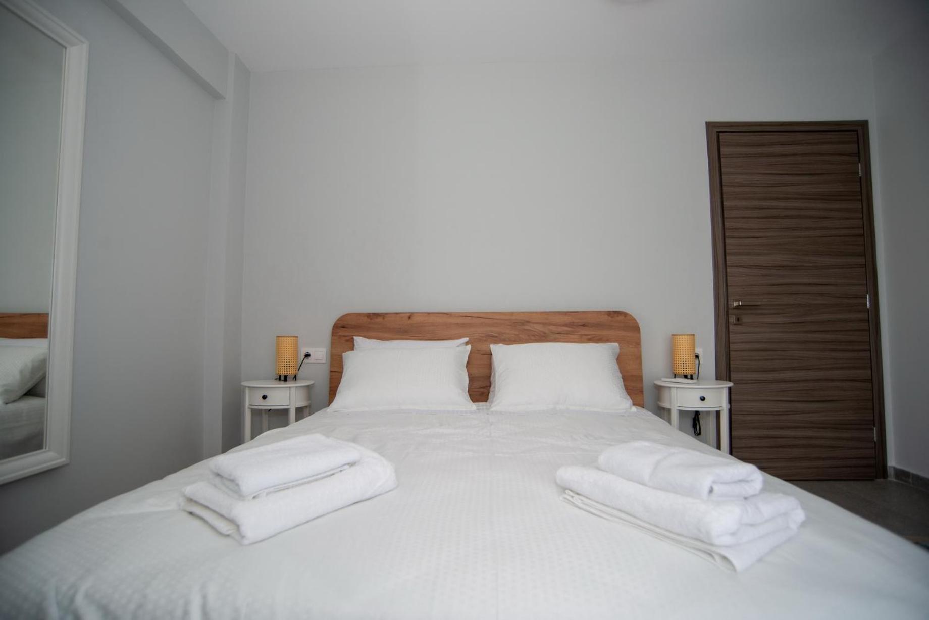 Eugea Apartments Lefkáda Esterno foto
